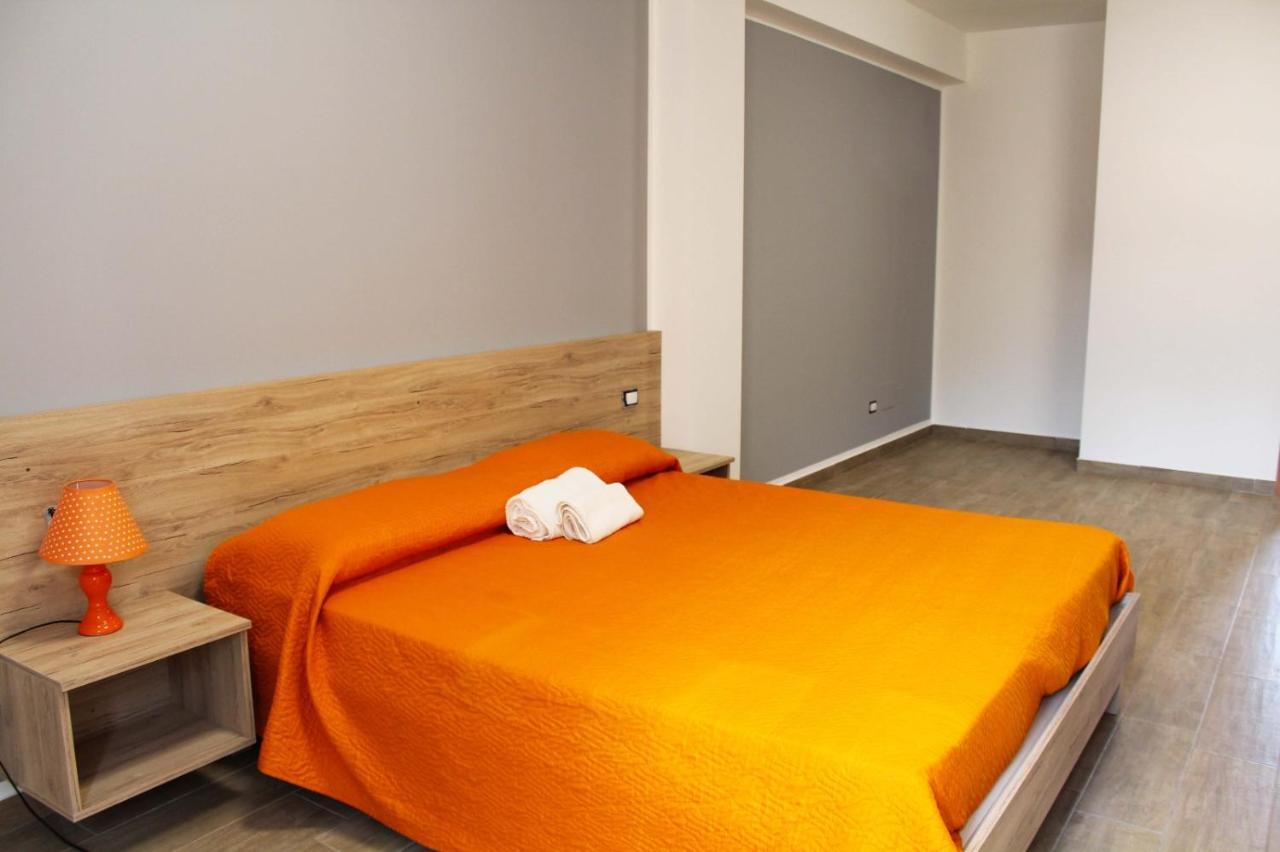 Bed Ponente Hotel Isola delle Femmine Buitenkant foto