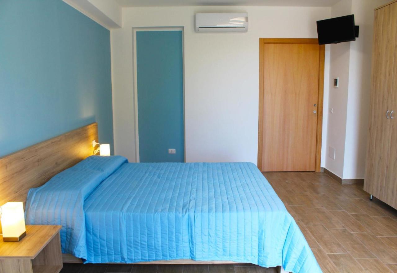 Bed Ponente Hotel Isola delle Femmine Buitenkant foto